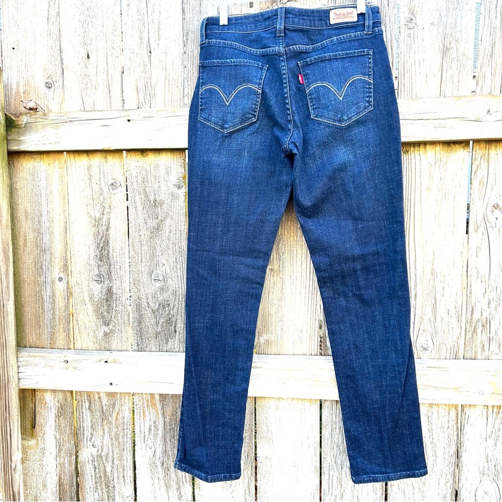 Levi's Signature Dark Blue Denim Mid Rise Skinny Jeans Women’s Size 8